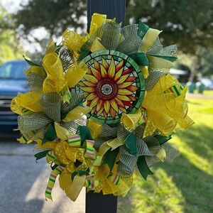 Large hand made sunflower door wreath!